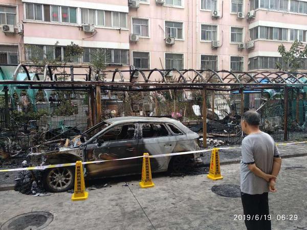 2025新澳门开奖记录和车棚起火烧上百辆车与车棚起火烧上百辆车怎么办